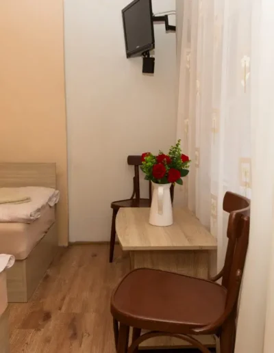 Две двойни стаи за четири души ⏐ гр. Русе ⏐ Нощувки