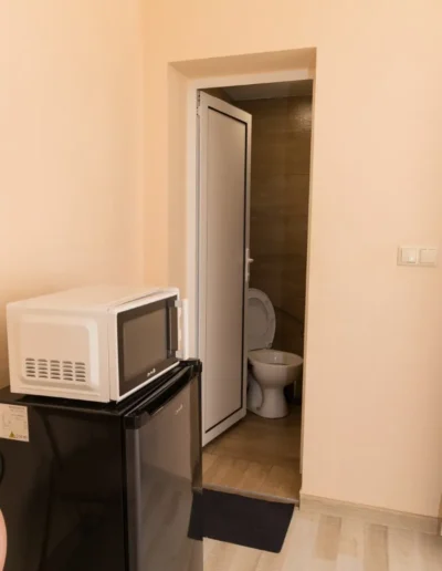 Двойна стая с единични легла ⏐ гр. Русе ⏐ Нощувки