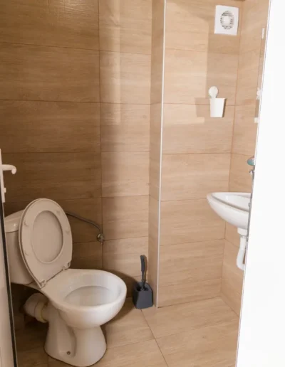 Двойна стая с единични легла ⏐ гр. Русе ⏐ Нощувки