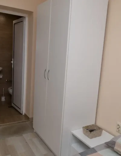 Тройна стая Единични легла ⏐ гр. Русе ⏐ Нощувки