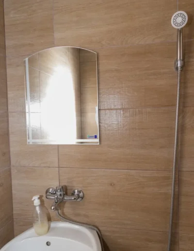 Тройна стая с преход ⏐ гр. Русе ⏐ Нощувки